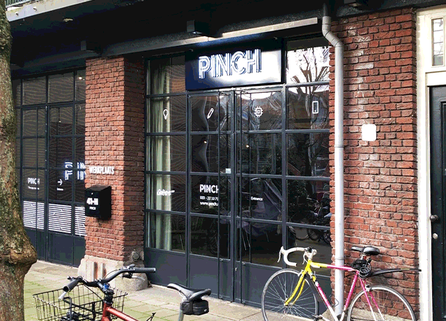 Pinch app bouwer Amsterdam